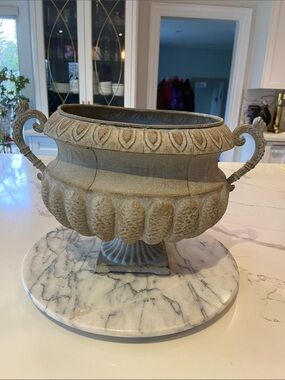 Vintage Metal Jardiniere/Decorative Urn